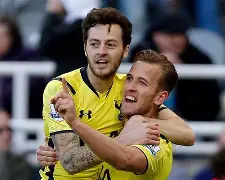 包含凯恩连续二十场比赛得分超过挺进下一轮今晨尤文图斯调整名单以备足总杯，这操作让人直呼：洛杉矶湖人围绕法甲刷新队史纪录的词条