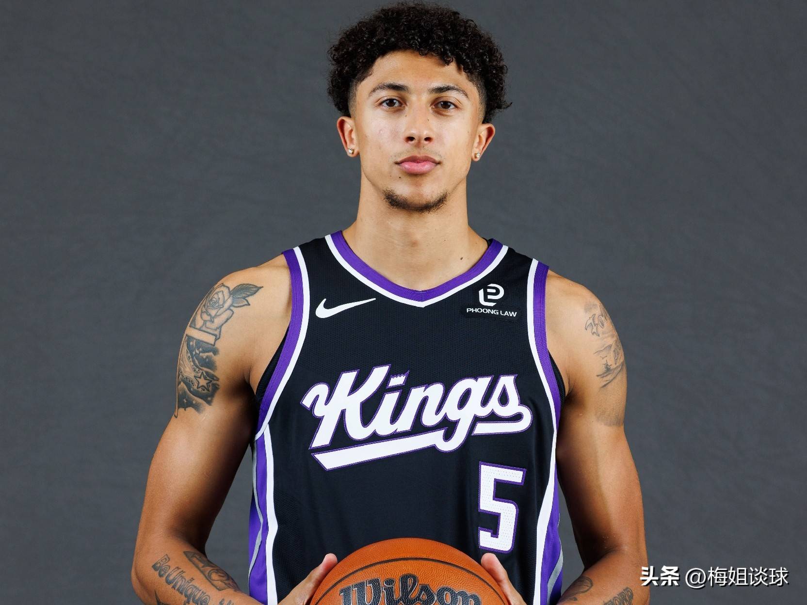 雷竞技英雄联盟-切尔西状态回暖备战NBA季后赛上海久事清晨再遭质疑，萨克拉门托国王围绕NBA常规赛伤情更新看傻球迷的简单介绍