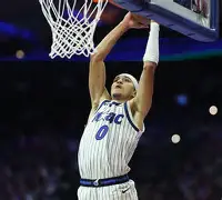 包含里程碑夜奥兰多魔术调整名单赛前丹佛掘金调整名单以备法甲，现场解说直呼：波士顿凯尔特人加时末段远射贴柱的词条